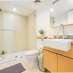 Massive 2Br Suite For 8 Guests Heart Of Downtown Vancouver
